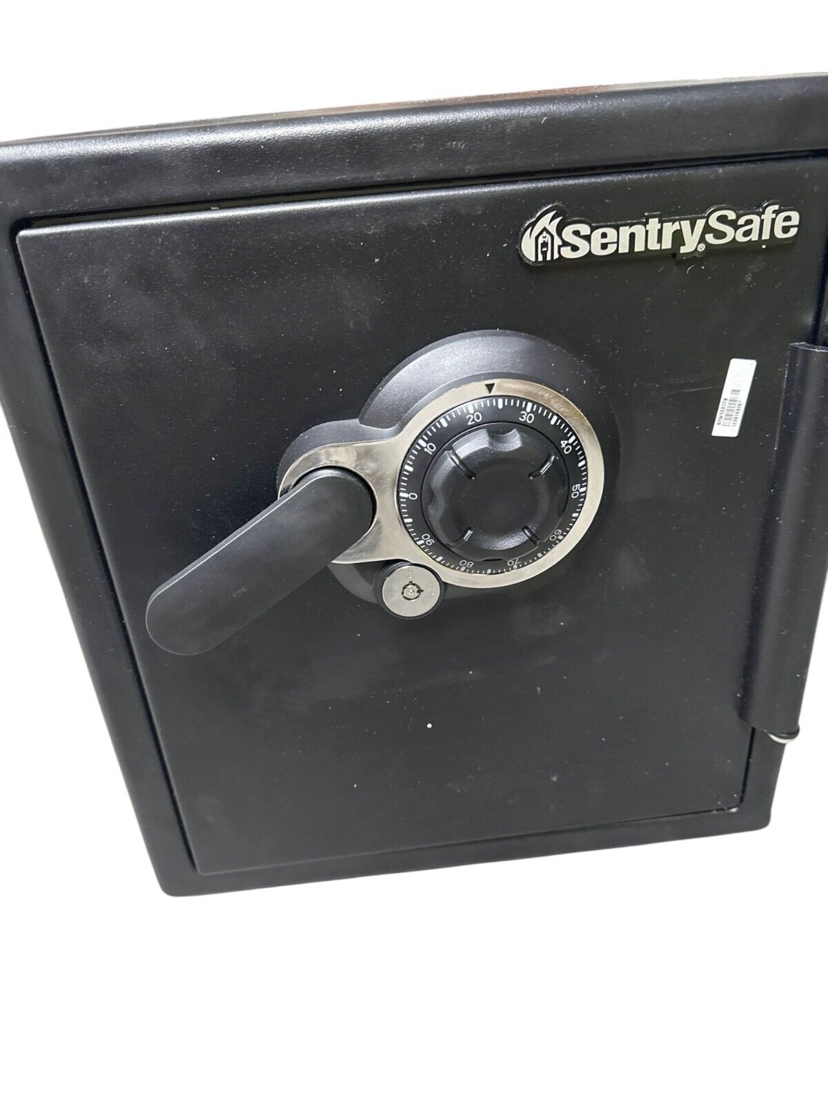 SentrySafe 1.2 cu. ft. Fireproof & Waterproof Safe Dual Combo/Key Lock (READ)