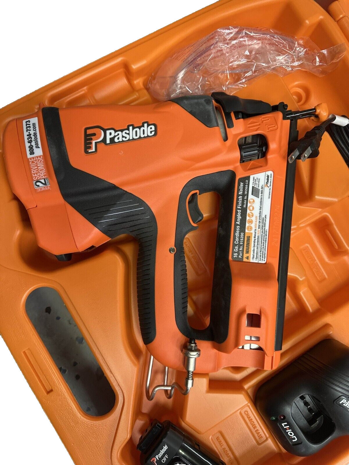 PASLODE IM250A-Li2 16GA Cordless Angled Finish Nailer w/ Battery, Charger & Case